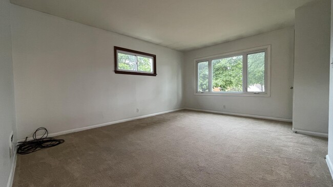 Building Photo - 3533 N 84th St