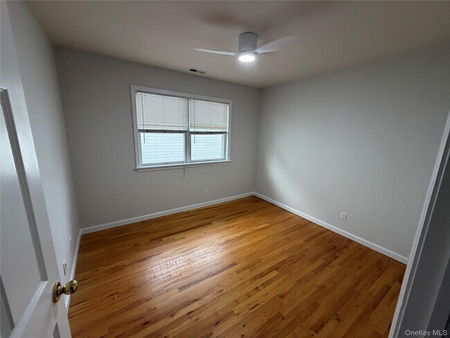 Building Photo - 71 Crotona Ave