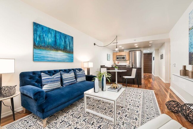 Building Photo - 1 Bed + Office/Den, 1 Bath - Luxury SOMA C...