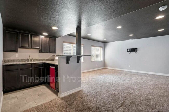 Building Photo - 10202 Boulder Ridge Dr