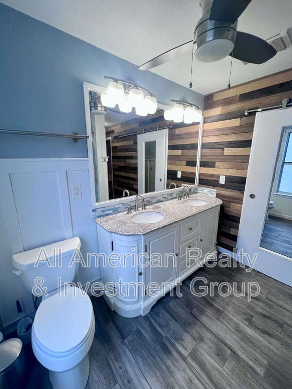 Building Photo - 101 Hands Cove Ln