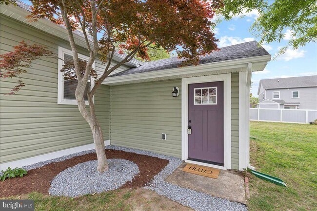 Building Photo - 1621 Bentley Rd
