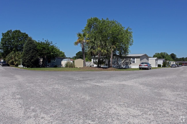 Building Photo - Lakeside Mobile Home Park