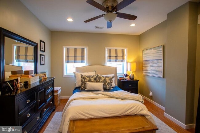 Building Photo - 140 Mercy St