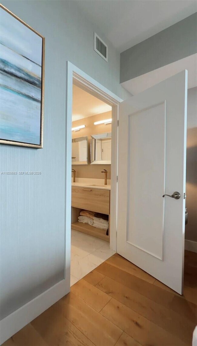 Building Photo - 16385 Biscayne Blvd