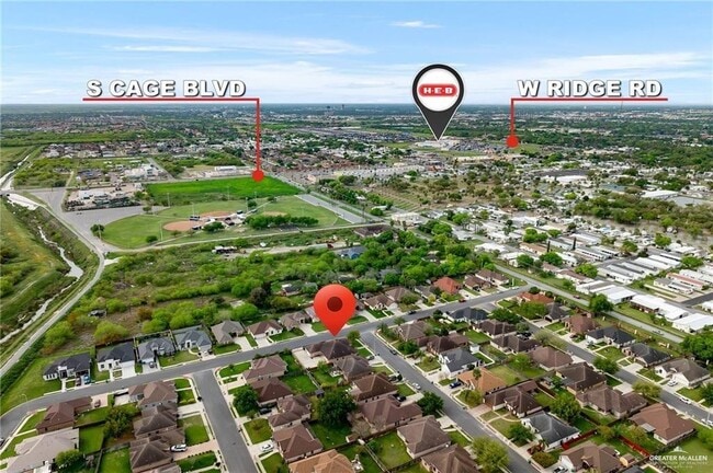 Building Photo - 22 E Beech St