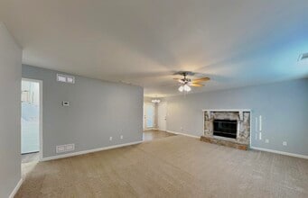 Building Photo - Available Home In Hillboro Cir SW