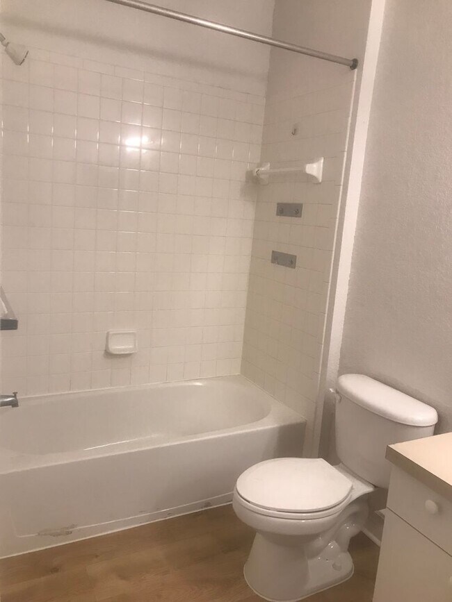 Building Photo - 3615CR#622(100)