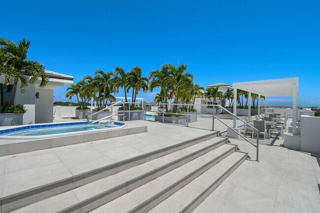 Building Photo - 1 S Coastal Way