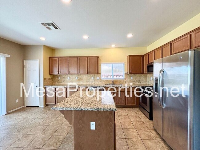 Building Photo - 14312 Sierra Grande St