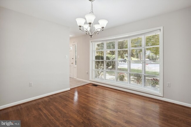 Building Photo - 8501 Canterbury Dr