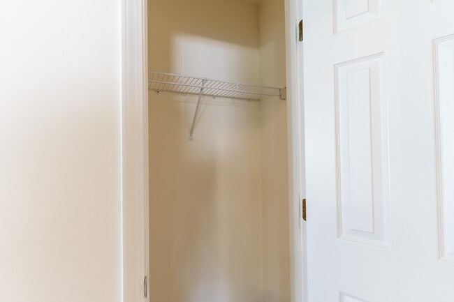 Building Photo - 304 Dads Way