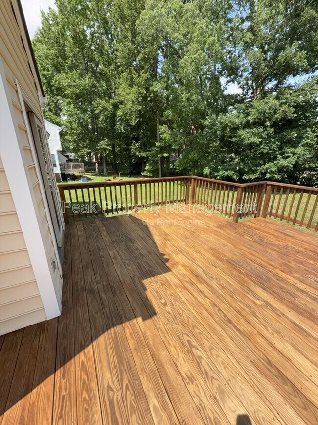 Building Photo - 11548 New Forest Trail