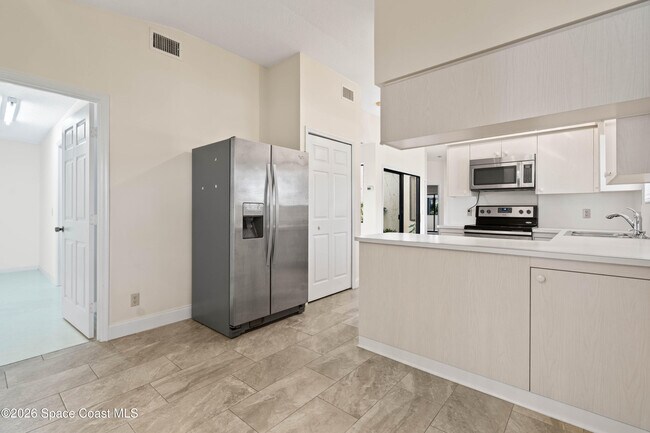 Building Photo - 2001 Parkside Pl