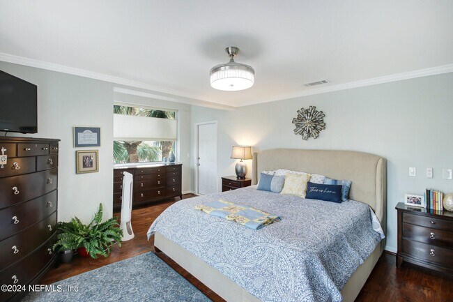 Building Photo - 2912 St Johns Ave