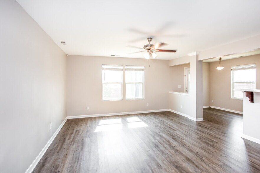 Building Photo - 12521 Palomino Dr