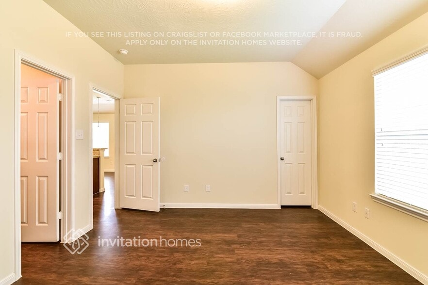 Building Photo - 6107 El Granate Dr