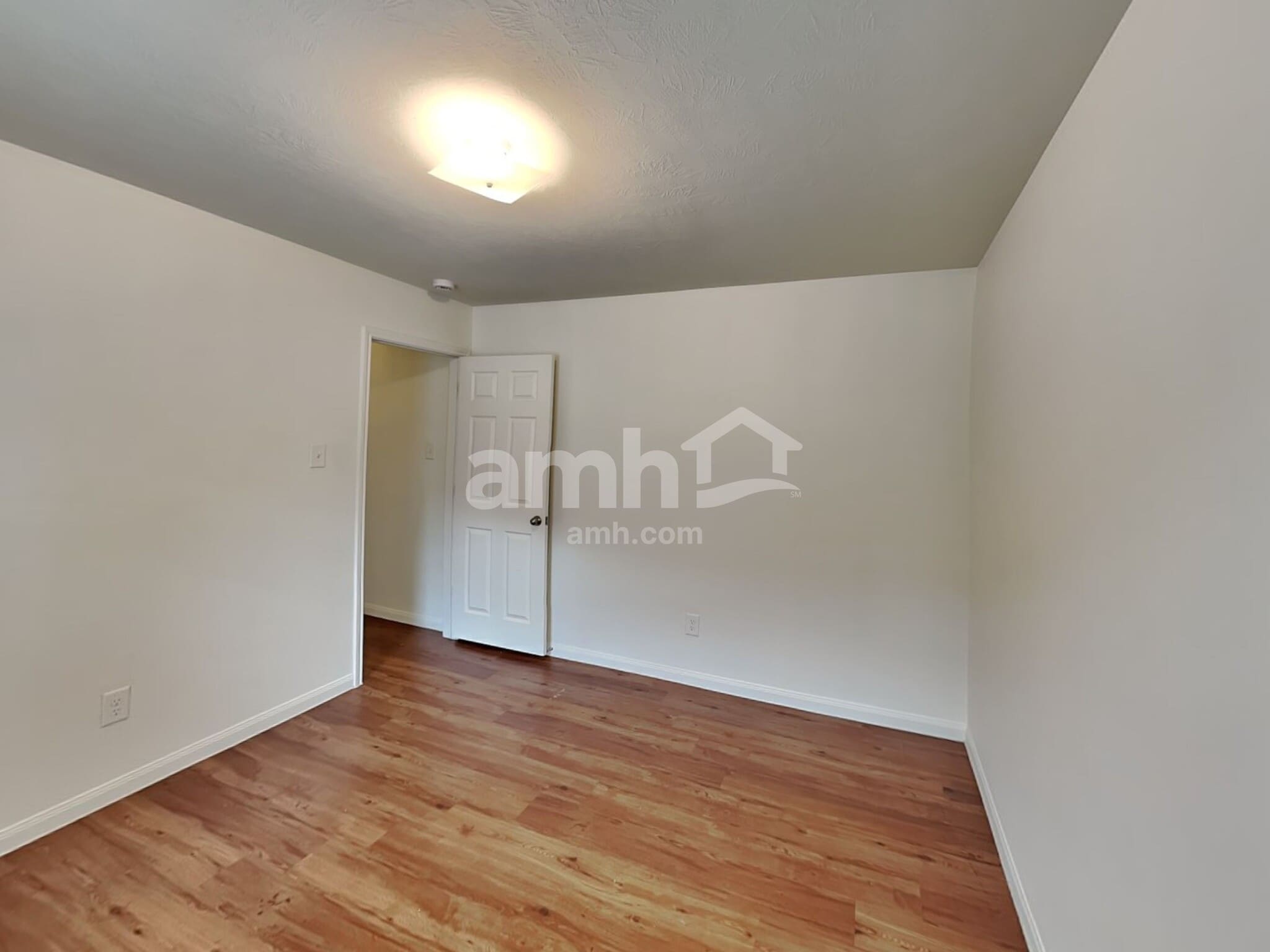 Building Photo - 22334 Queenbury Hills Dr