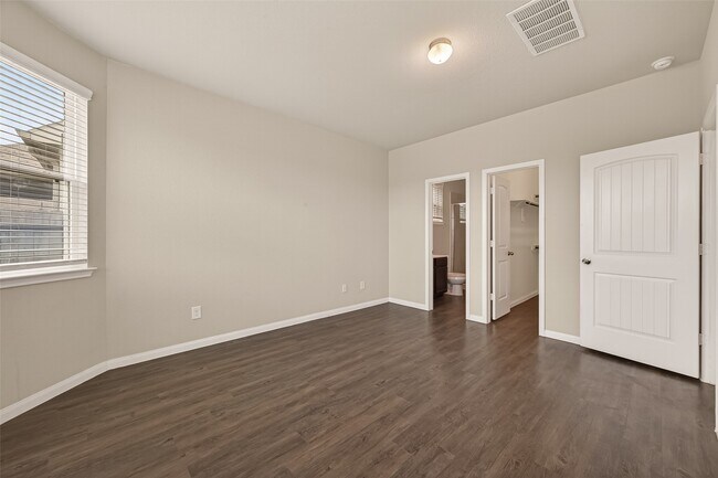 Building Photo - 24902 Signorelli Way