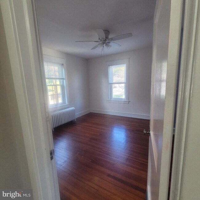 Building Photo - 554 Blackhorse Hl Rd