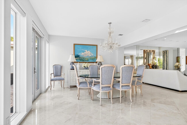 Building Photo - 107 E Inlet Dr