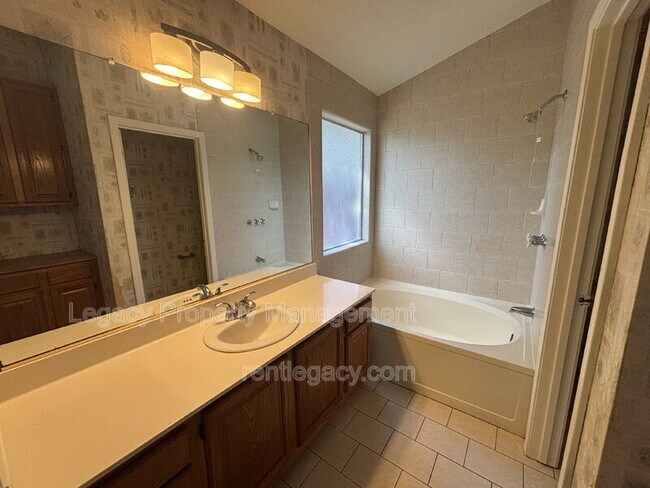 Building Photo - 8559 Star Bright Ct