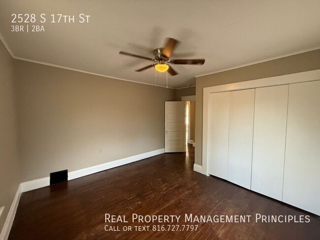 Building Photo - 2528 S 17th St