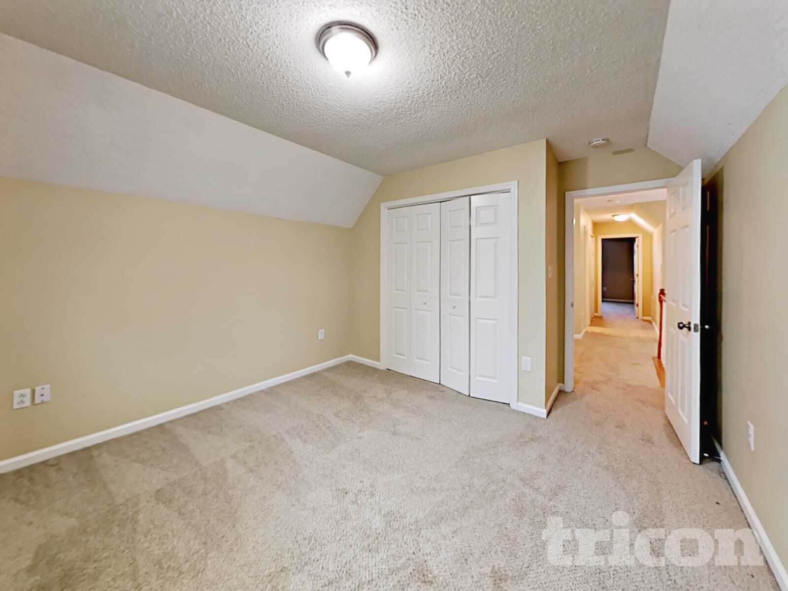 Building Photo - 9304 Twin Trail Dr