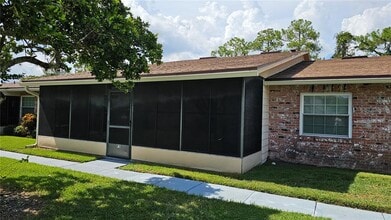 Building Photo - 1001 N Plantation Dr