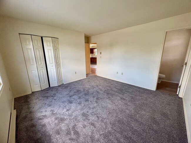 Building Photo - 3 Bedroom 1.5 Bathroom House Available in Dillsburg!