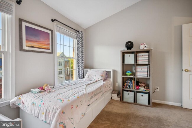 Building Photo - 6257 Harbin Dr