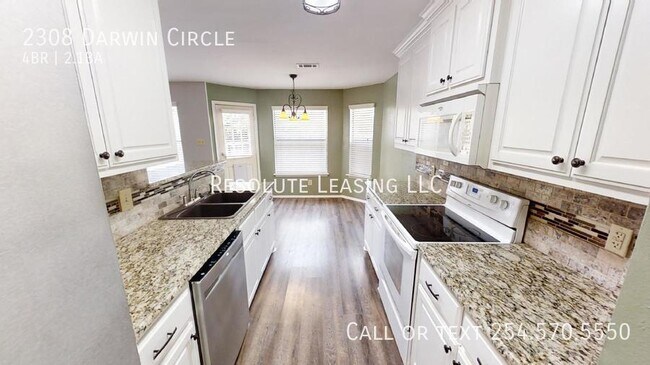 Building Photo - 2308 Darwin Cir