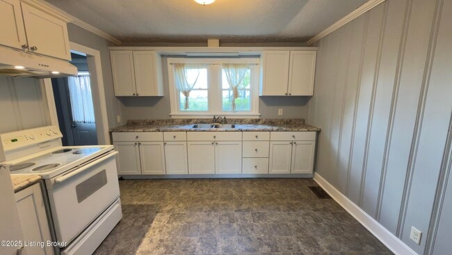 Building Photo - 1410 Plank Rd