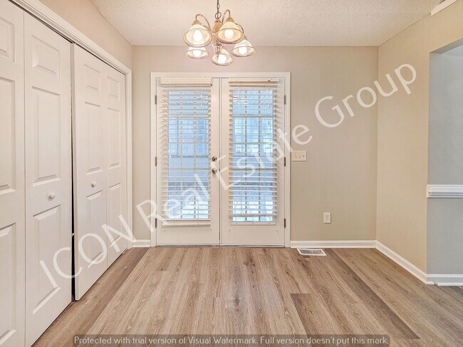 Building Photo - 3/2.5 home on large lot -Powder Springs