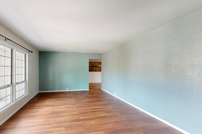 Building Photo - 4112 Cherrydale Ct NW