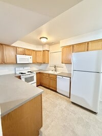 Building Photo - 4527 Starflower Dr