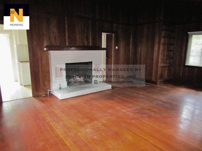 Building Photo - Cozy 2 bed 1 bath in Downtown Carmel minutes away from Carmel Beach