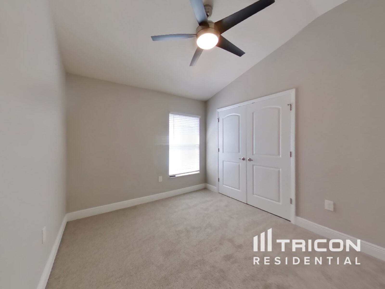 Building Photo - 387 Buchannan Dr