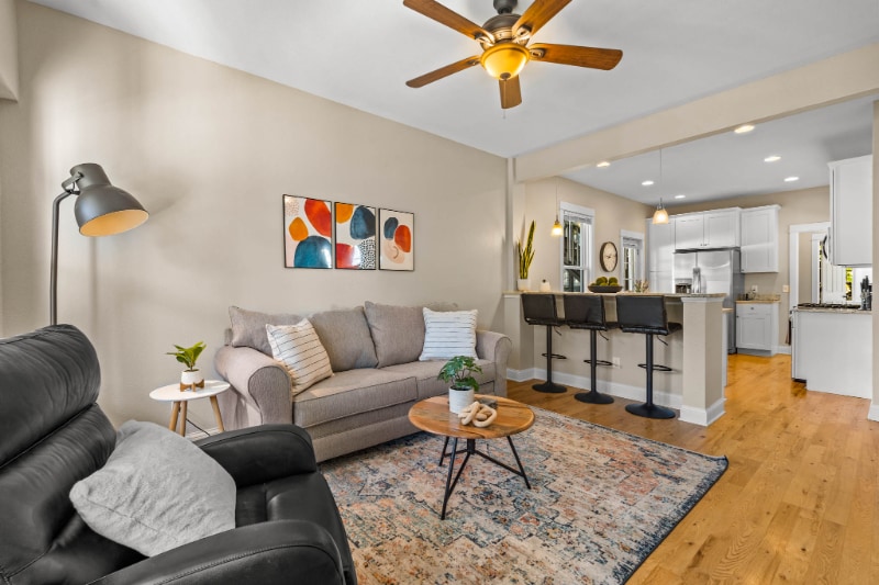 Building Photo - 2138 N Hubbard St