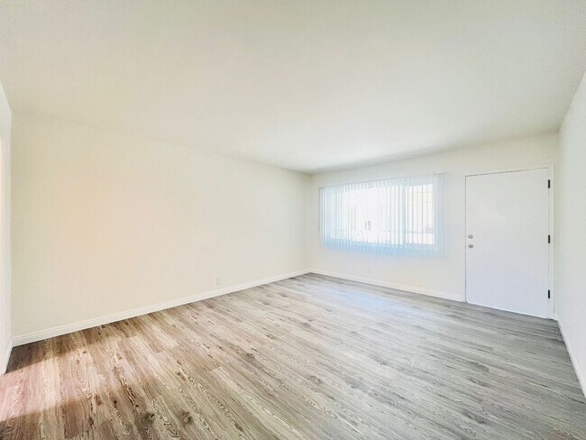 Interior Photo - loma251