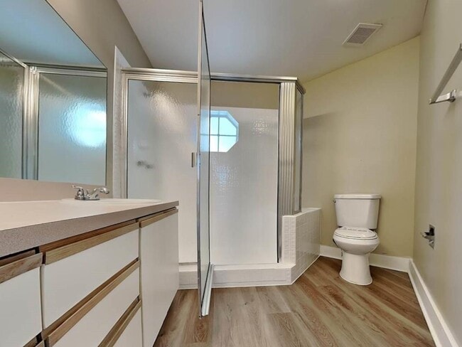 Building Photo - 9220 Arborwood Cir