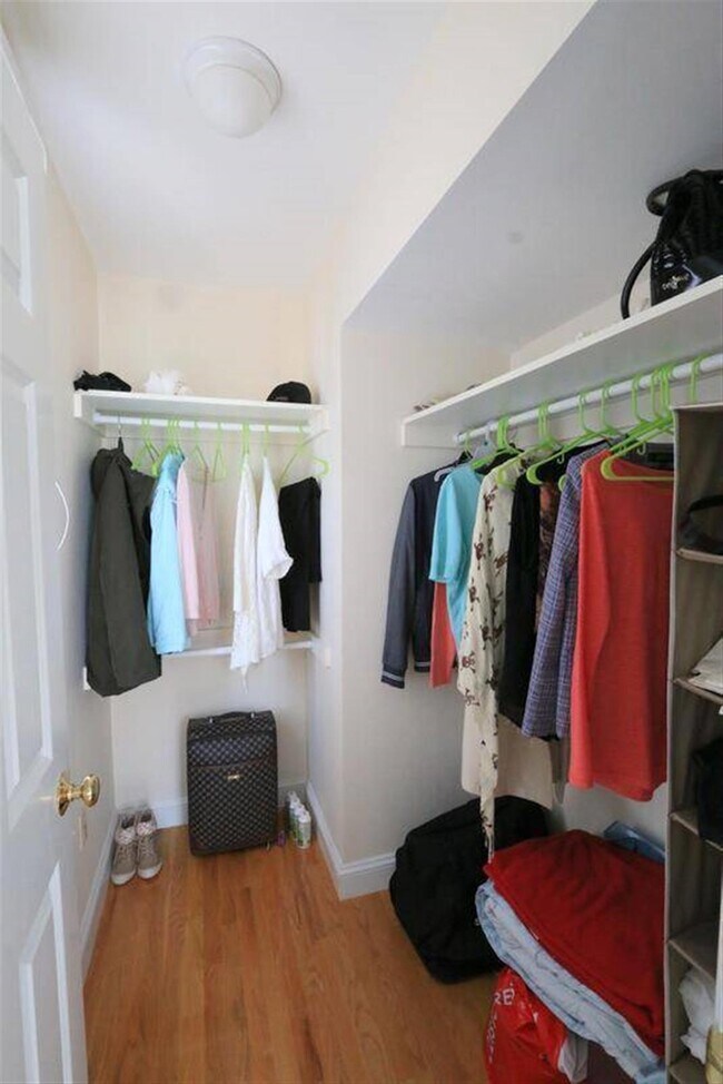 Building Photo - 86 Winter St