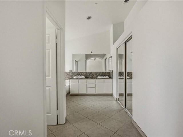 Building Photo - 5142 Cellini Dr