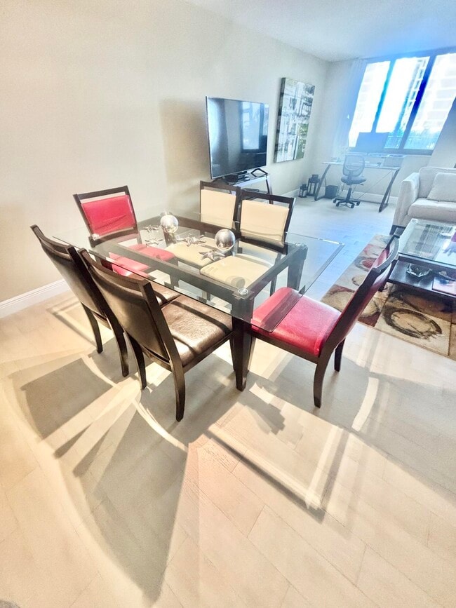 Building Photo - 3400 S Ocean Blvd