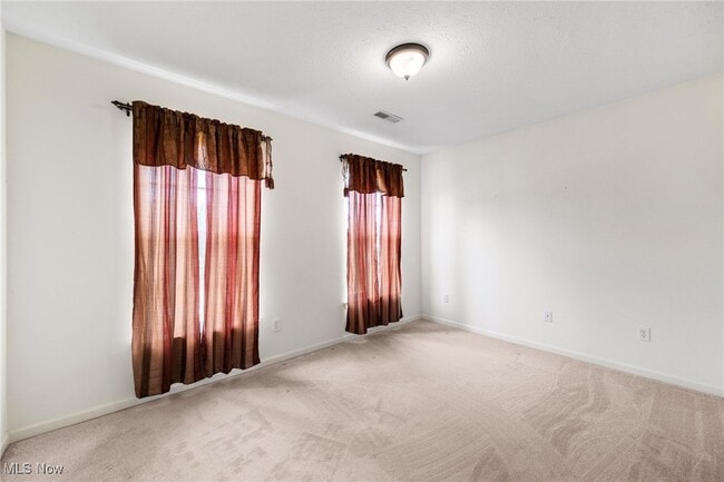 Building Photo - 126 Granite Ct