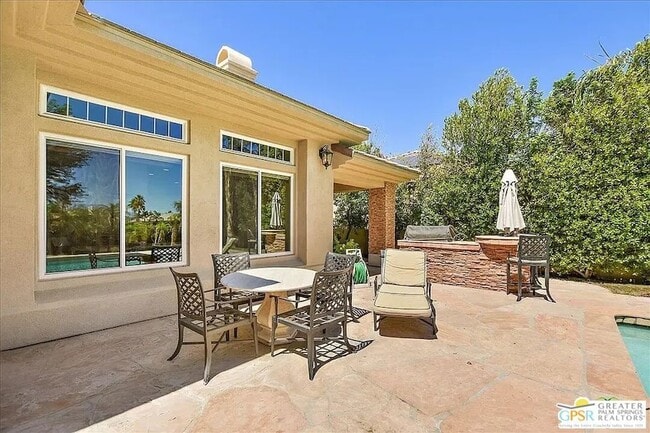 Building Photo - 46 Vista Encantada