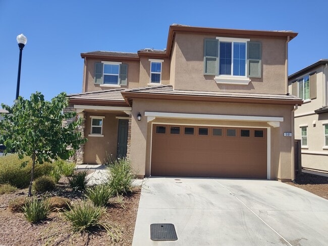 Primary Photo - Beautiful 3 bedroom, 2.5 bathroom in Roseville!