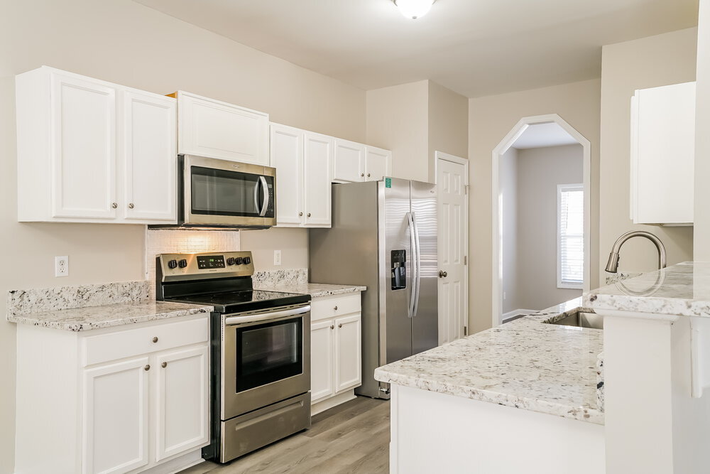 Building Photo - 8039 Marsh Hollow Dr