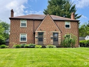 Building Photo - WOODLAND - Exceptional 2 Bedroom Available!