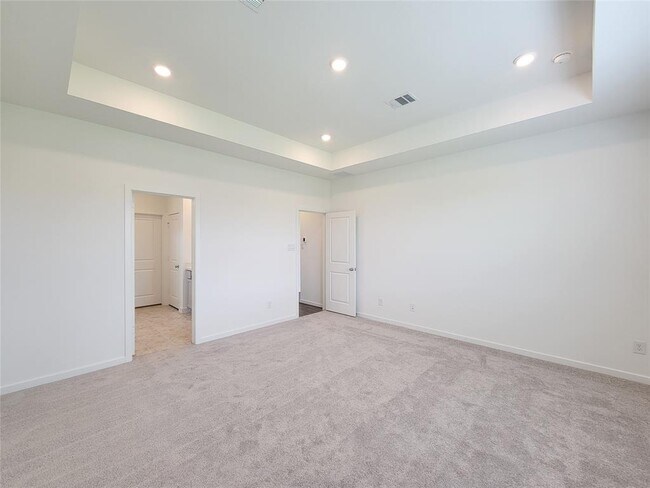 Building Photo - 21627 Royal Jett Dr